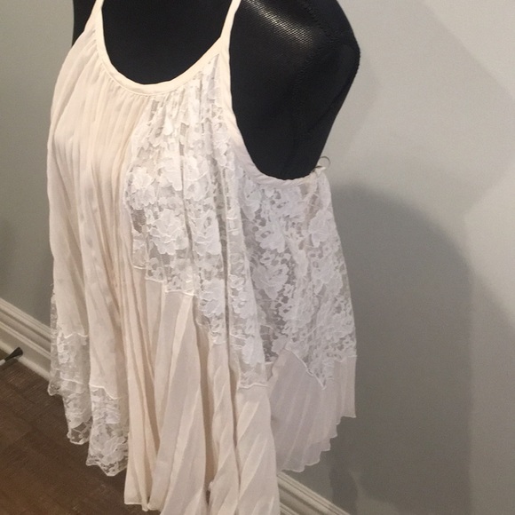 Derek Lam 10 Crosby Ivory Pleated Camisole Blouse with Lace Panels - Picture 7 of 10